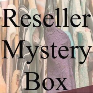 Women’s Reseller Sweater Box 5 Nwts Items